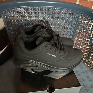 Women’s Skechers